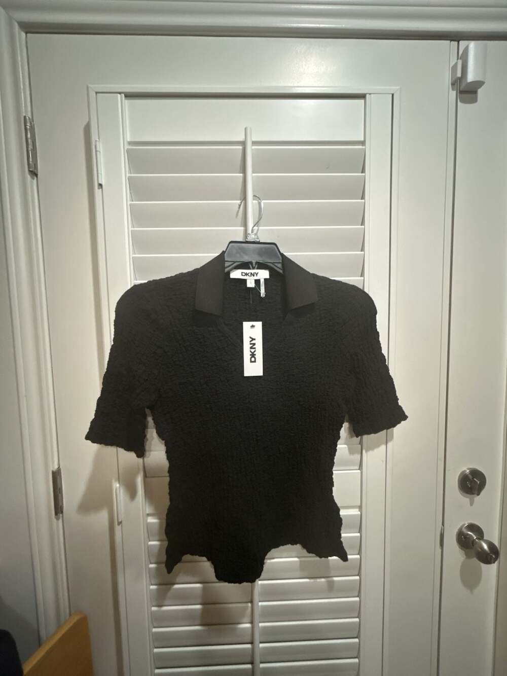 DKNY Puckered Knit Polo Size S Black Short Sleeve Shirt
